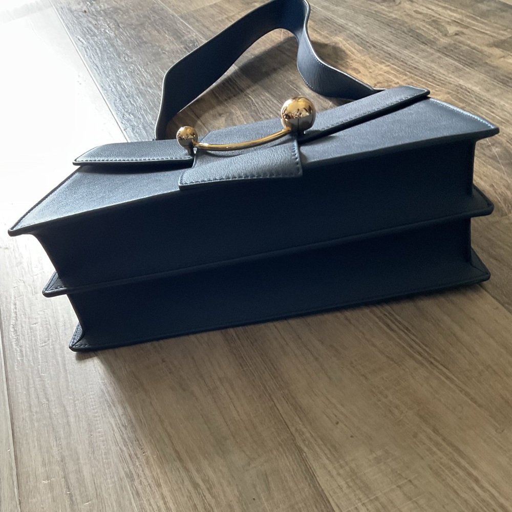 Strathberry Crescent Leather Shoulder Bag in navy - Picture 2 of 7